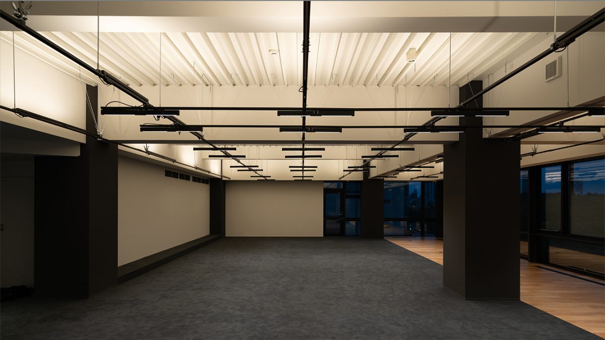 山田照明株式会社